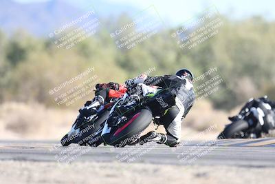 media/Dec-07-2025-CVMA (Sun) [[3e7d2de5dc]]/Race 12- Formula 40 MW and LW/